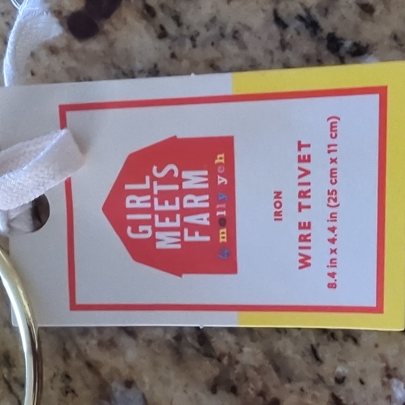 New Girl Meets Farm Sugar Beet Trivet - Picture 3 of 4